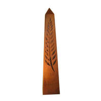 Frond Obelisk