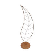 Leaf  Line Drawing Sculpture 