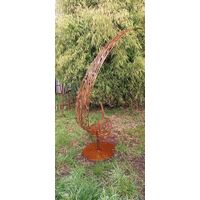 Curly Leaf Gum Sculpture